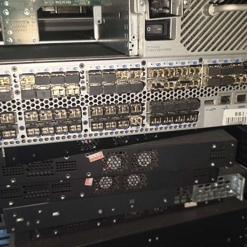 EMC博科DS-5300B光纤交换机,80口,8Gbps端口--议价商品