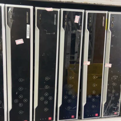 海康4盘位R系列录像机16路32路64路均有现货，8盘位R系--议价商品