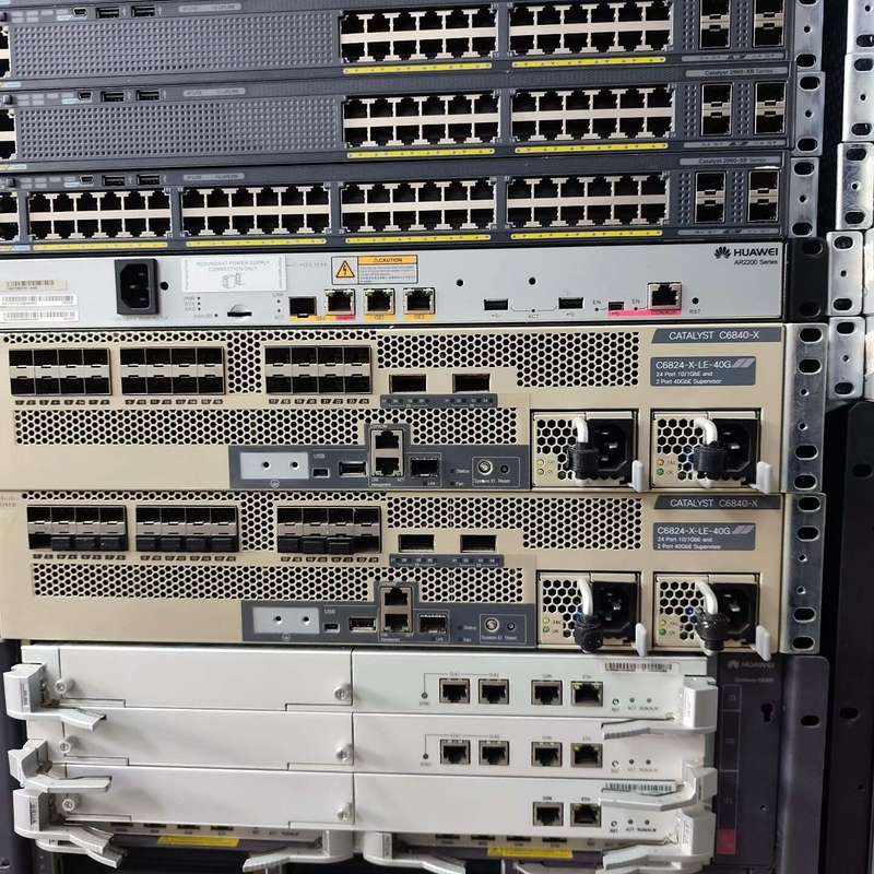 思科C6824-X-LE-40G交换机,24口10/1GbE--议价商品
