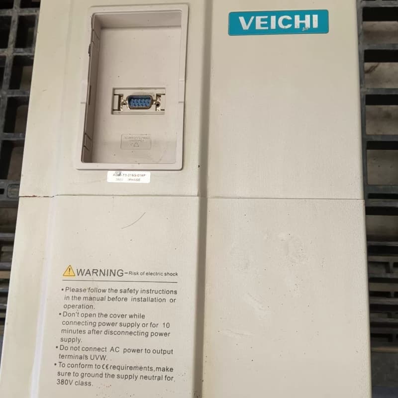 伟创AC70-15KW变频器两台，成色自定义，缺面板，一台换--议价商