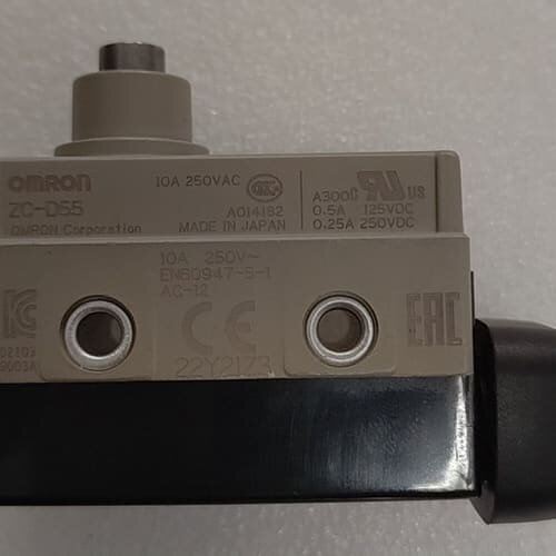 欧姆龙 OMRON 行程开关ZC-D55，原装进口，正品行货--议价商品