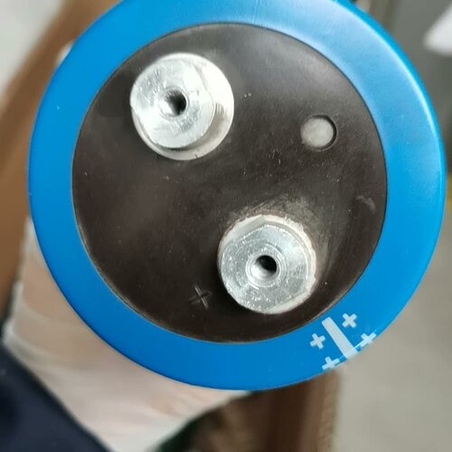 丹佛斯变频器电容130B5163 450V 5300UF--议价商品