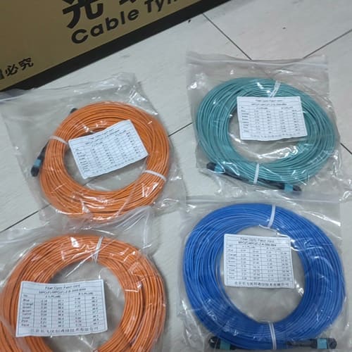全新长飞MFH-MPOF-2-A-30M光纤跳线,12芯,O--议价商品