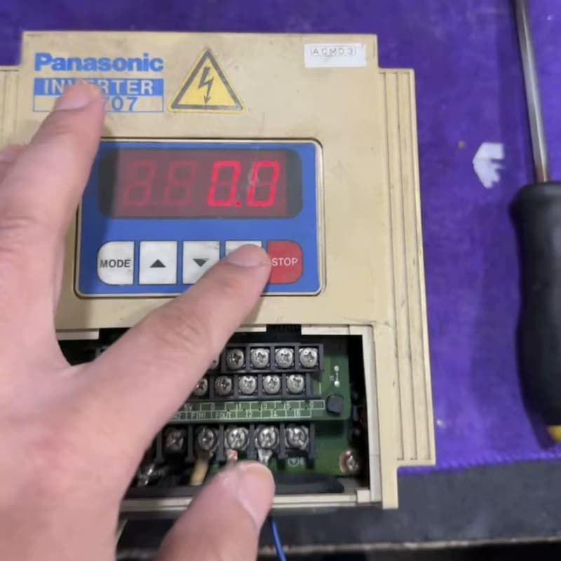DV707S200A 松下变频器--议价商品