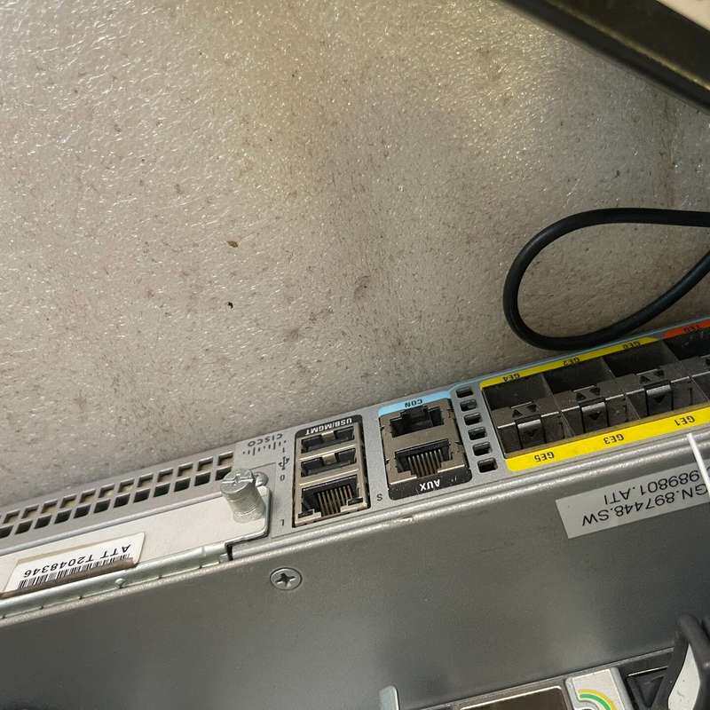 思科 ASR1001-X 路由器,二手原装拆机,带双电源,6--议价商品