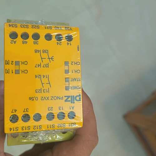PILZ皮尔兹PNOZ XV2安全继电器，型号774504，--议价商品