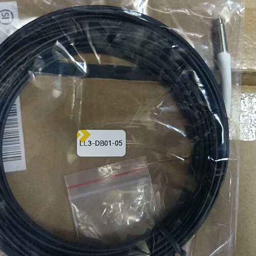 LL3-DB01-05 工业通讯线 全新原装 带原厂标签和包--议价商品