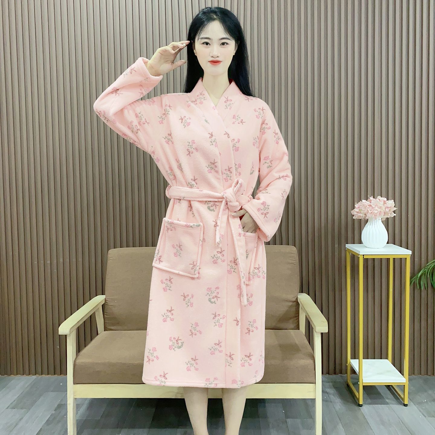 冬季睡袍女长袖法兰绒加厚可外穿珊瑚绒大码胖mm睡衣2025新款浴袍