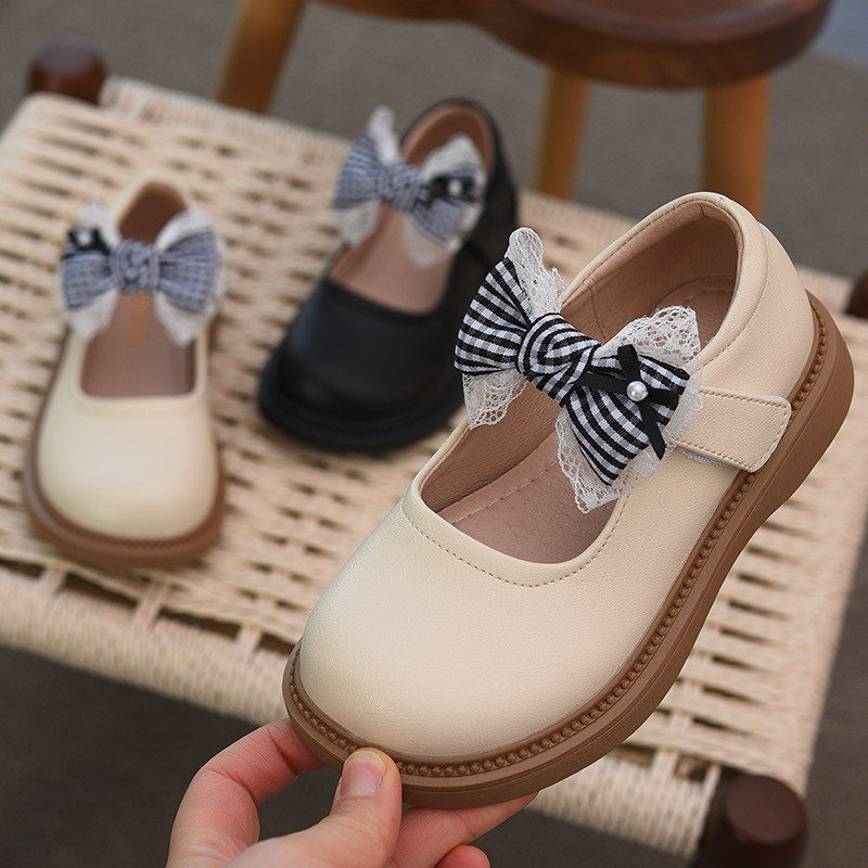 儿童皮鞋配裙子女童蝴蝶结公主鞋童鞋2026春秋季新款软底单鞋洋气