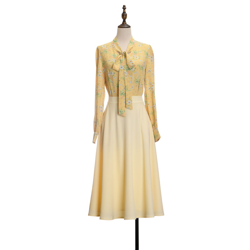 伊琪原创新款鹅黄色可定做半身裙