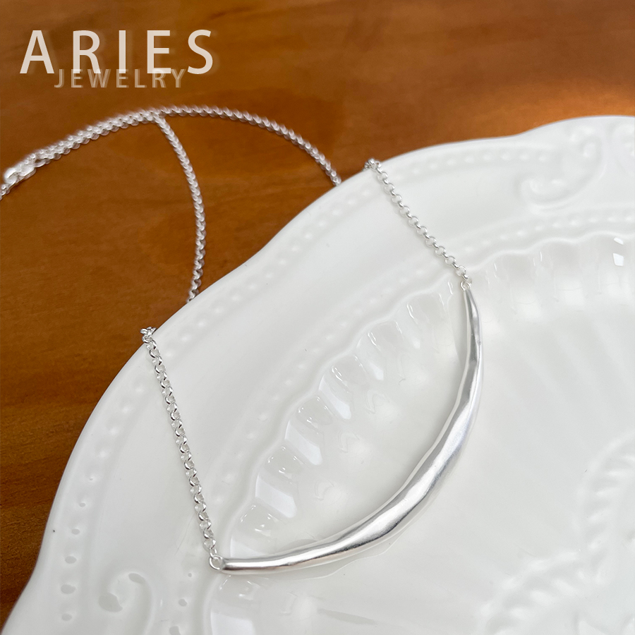 S925纯银女磨砂弧形微笑项链