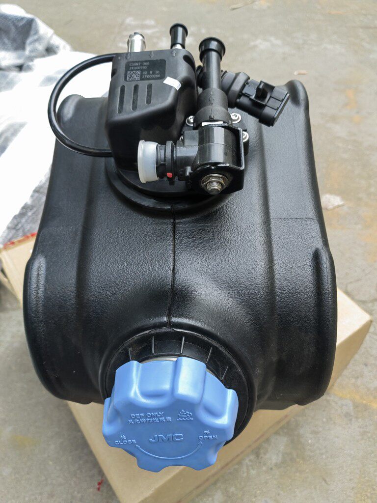 江铃顺达 凯运尿素箱总成 排气管尿素箱 原厂