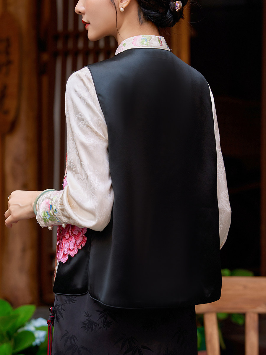 NEW CHINESE VEST TANG COSTUME ANCIENT COSTUME WOMENS HANFU HORSE CLIP VEST CARDIGAN BUCKLE HEAVY INDUSTRY NATIONAL STYLE EMBROIDERED TOP