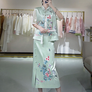旗袍女2024新款年轻款气质高端唐装中式马甲醋酸半身裙国风二件套