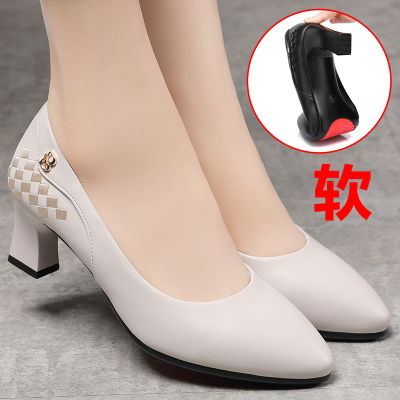 中跟妈妈鞋软底女士皮鞋