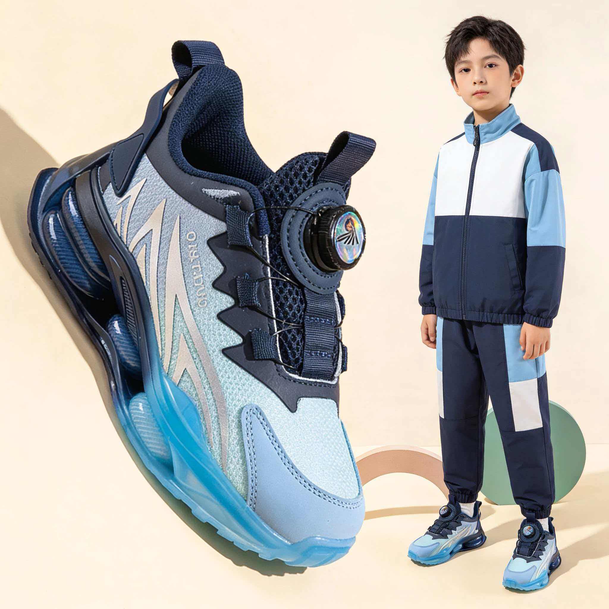 2026男童鞋子春秋透气网面儿童运动鞋中大童皮面防水小男孩休闲鞋