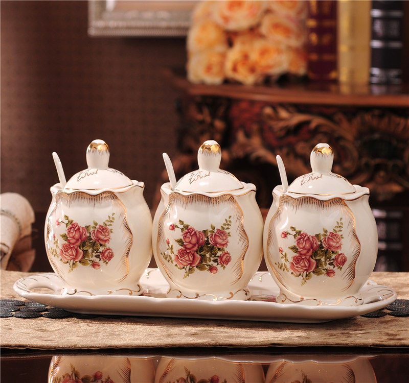 欧式创意陶瓷调味罐盒瓶调料罐瓶盒味精糖盐罐厨房用品带托盘套装在类目 厨房/烹饪用具, 厨用小工具/厨房储物, 储物瓶罐/厨房储物器皿, 调味瓶罐中 - 来自Buy2taobao.com提供专业的淘宝代购服务