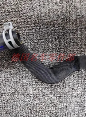 奔驰M27117GLA180GLA200GLA220GLA250节温器上水管156冷却液软管