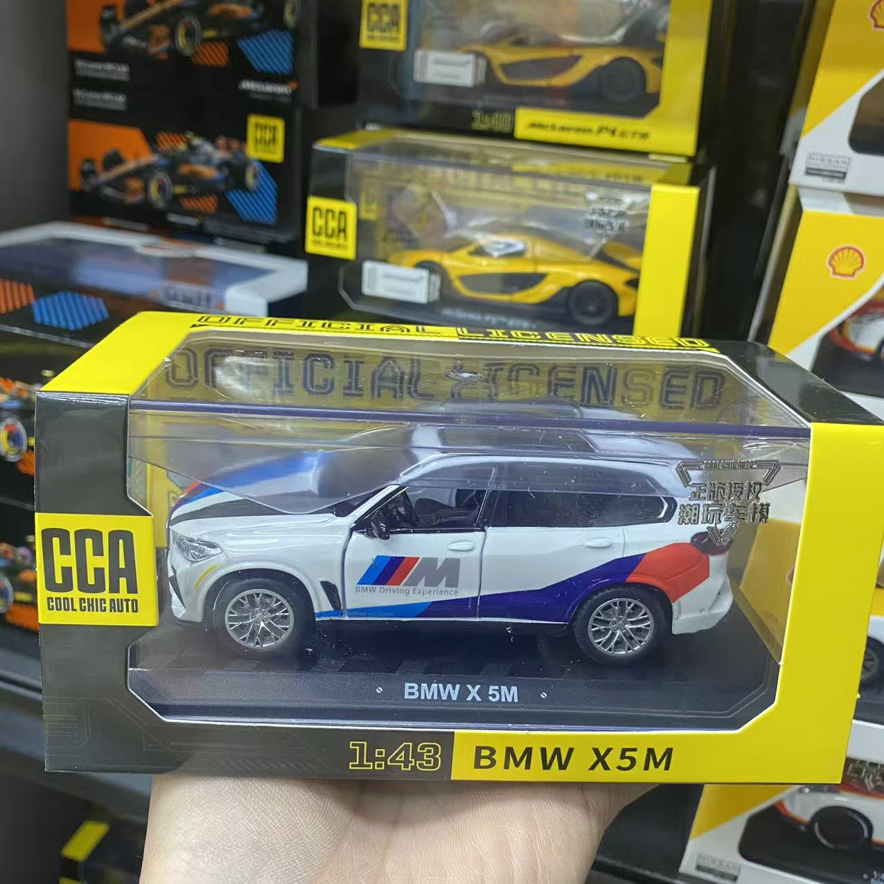 合金汽车模型回力开门儿童玩具