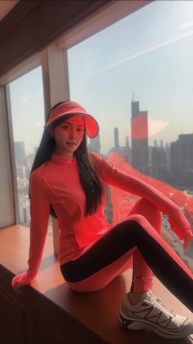 hoii后益时尚高领口袋机能防晒衣