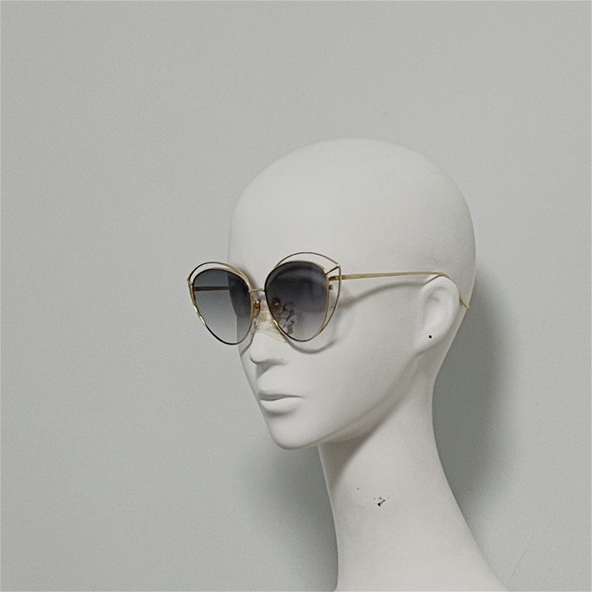 LFL697 女式猫眼款修脸太阳镜 钛金属防过敏超大框墨镜 INS热款