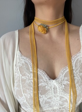 超仙甜美气质黄色蕾丝花朵长款绑带项圈颈带小众设计双层叠带项链