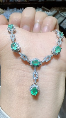 天然水晶宝石祖母绿项链925纯银高贵轻奢气质百搭华丽精致晚宴