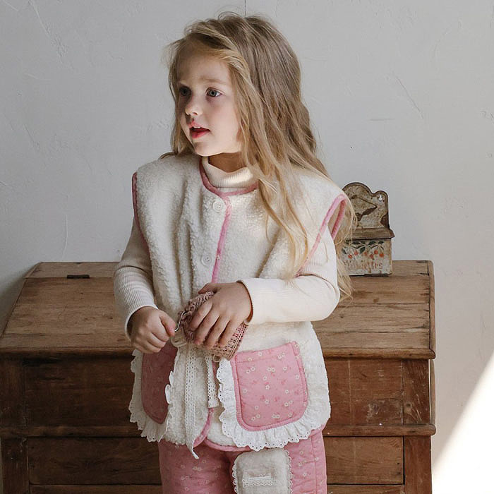 代购儿童毛绒蕾丝口袋收腰马甲 FLO韩国进口童装2025冬款女童551