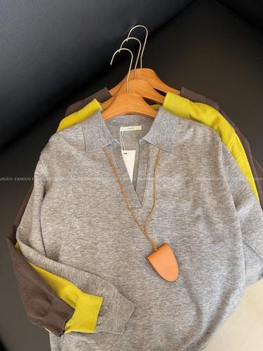 韩国objec*  Polo领老钱风高级显瘦V领羊毛针织衫女