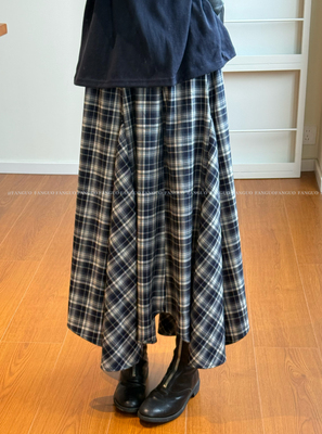 韩国ri*er 不规则设计感洋气显瘦百搭格子裙子半身裙女大摆裙包邮