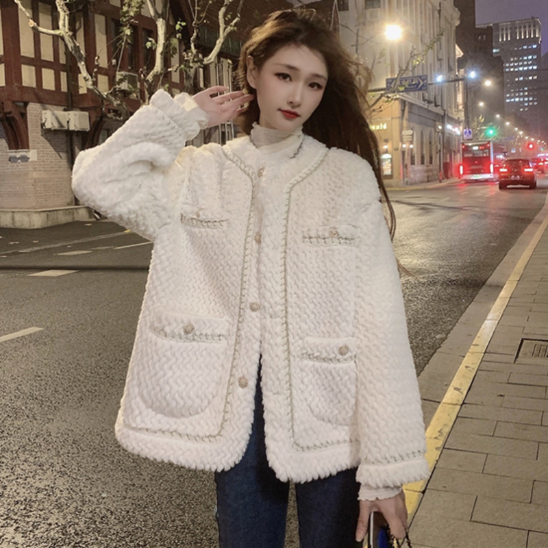 大码女装高级感名缓毛绒外套