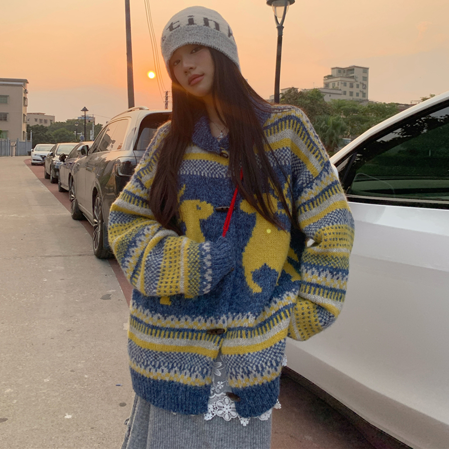 韩版麋鹿撞色宽松氛围感毛衣外套