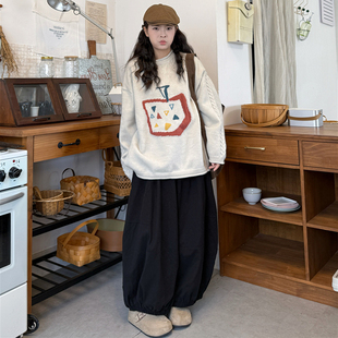 大码女装2025秋冬新款胖mm韩版宽松刺绣圆领毛衣+休闲裤显瘦套装