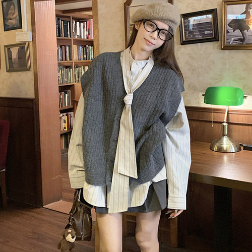 可叠穿条纹领带衬衫+马甲两件套