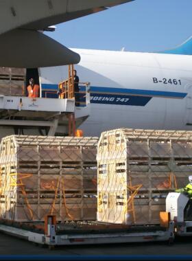 敏感货美国芝加哥NKG-ANC-ORD空运头程订舱Y8