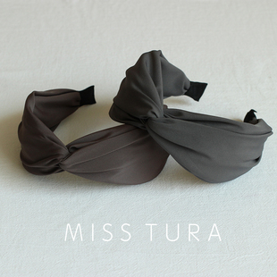 舒适交叉宽发箍 高级感面料高级感大地色系经典 Miss Tura强烈推荐