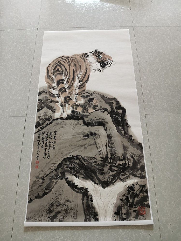 冯大中登高临远国画水墨画老虎画上山虎真迹复制画原大高清装饰画
