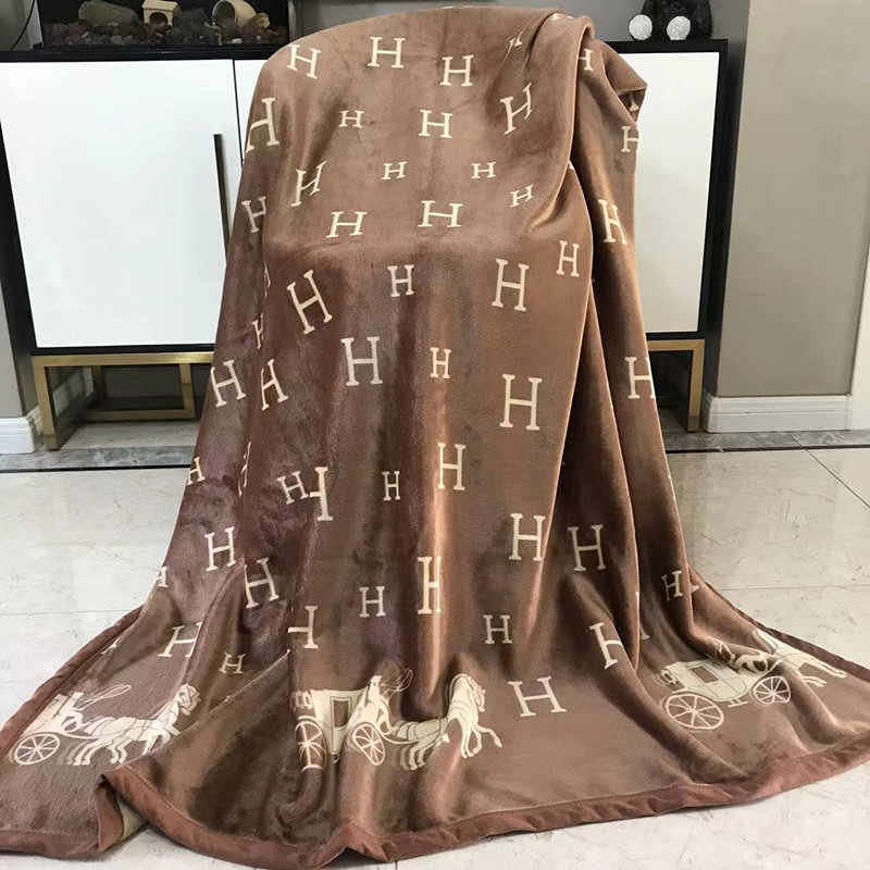 潮牌轻奢云貂绒冬季双面绒加厚老花毛毯空调毯子沙发盖毯办公室毯