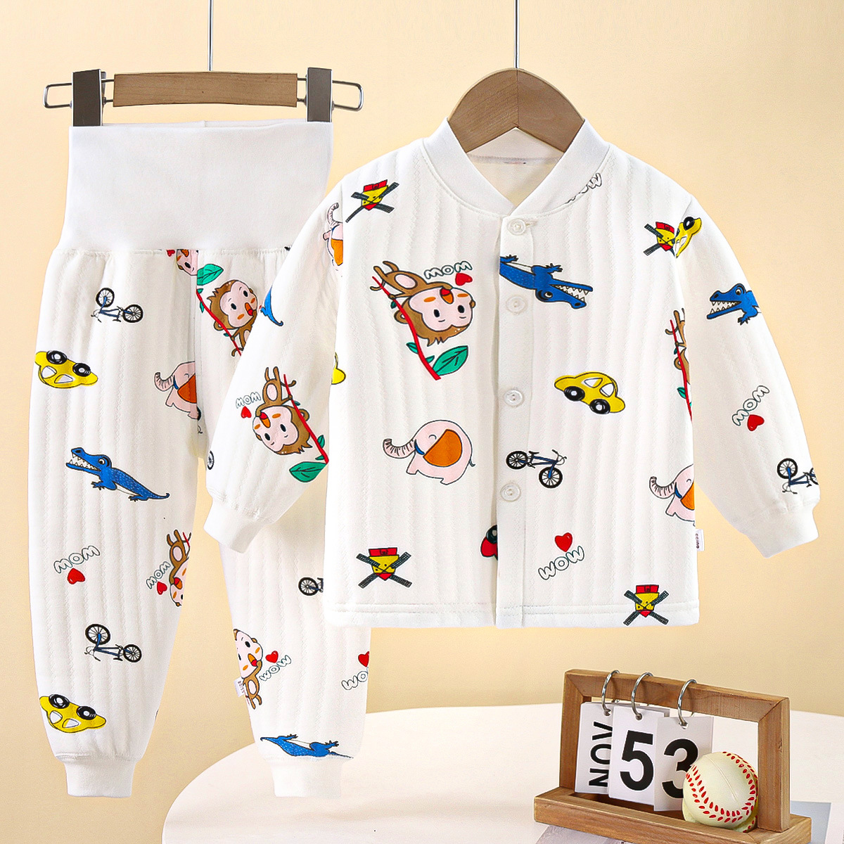 秋冬季婴儿保暖内衣加厚男童猴子大象汽车鳄鱼秋衣秋裤婴儿睡衣服