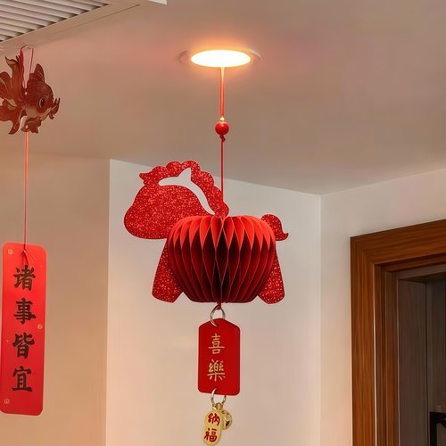 新年氛围感神器小马灯笼太可爱了