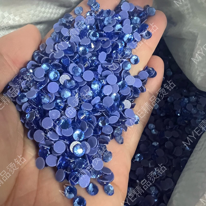 浅蓝色平底烫钻精品仿奥钻