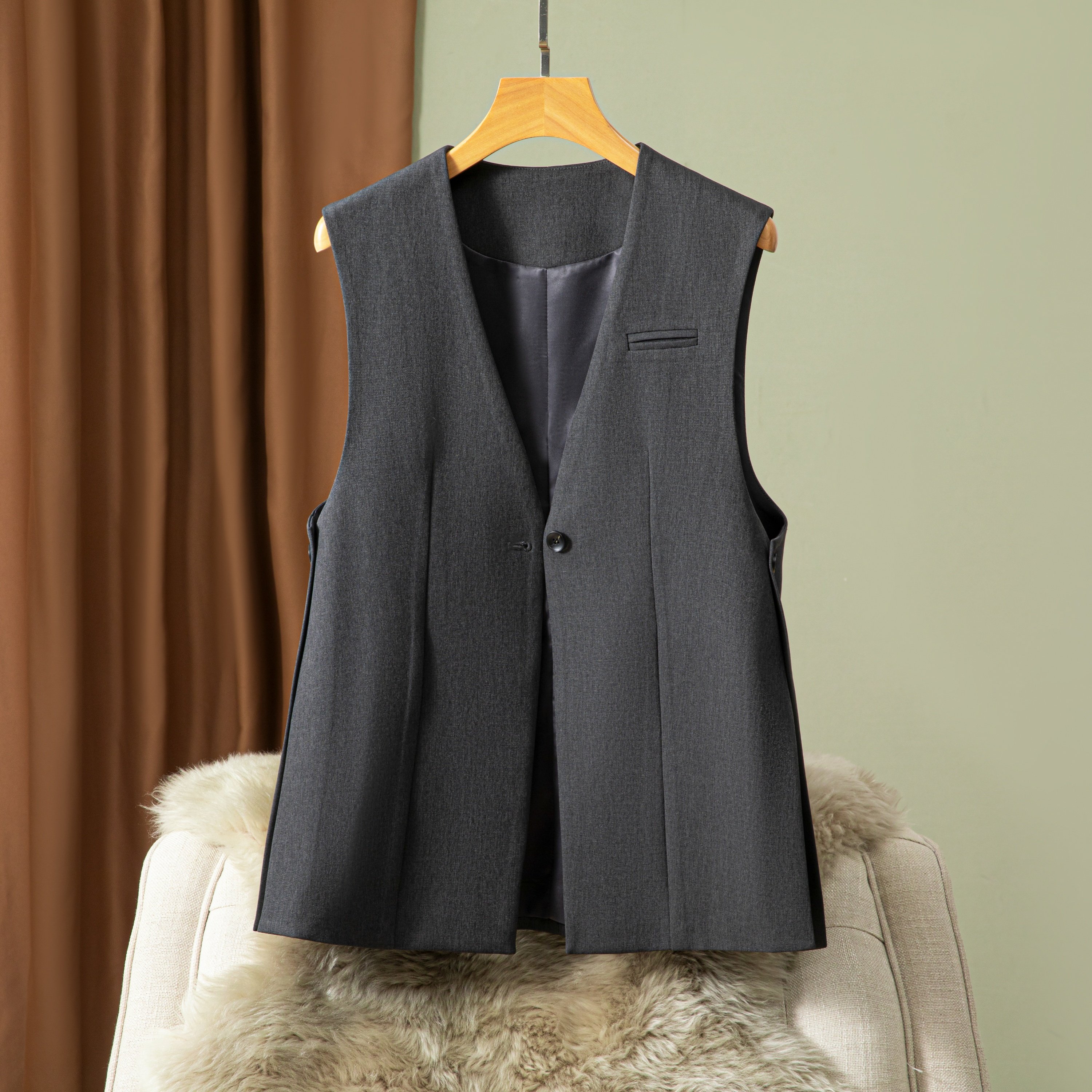 西装马甲女2026年春秋新款坎肩大码百搭洋气开叉时尚坎肩马夹潮