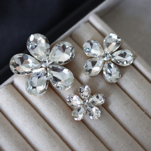 白色水晶玻璃五叶水滴花朵钻饰DIY手机壳头饰鞋子等装饰水钻配件