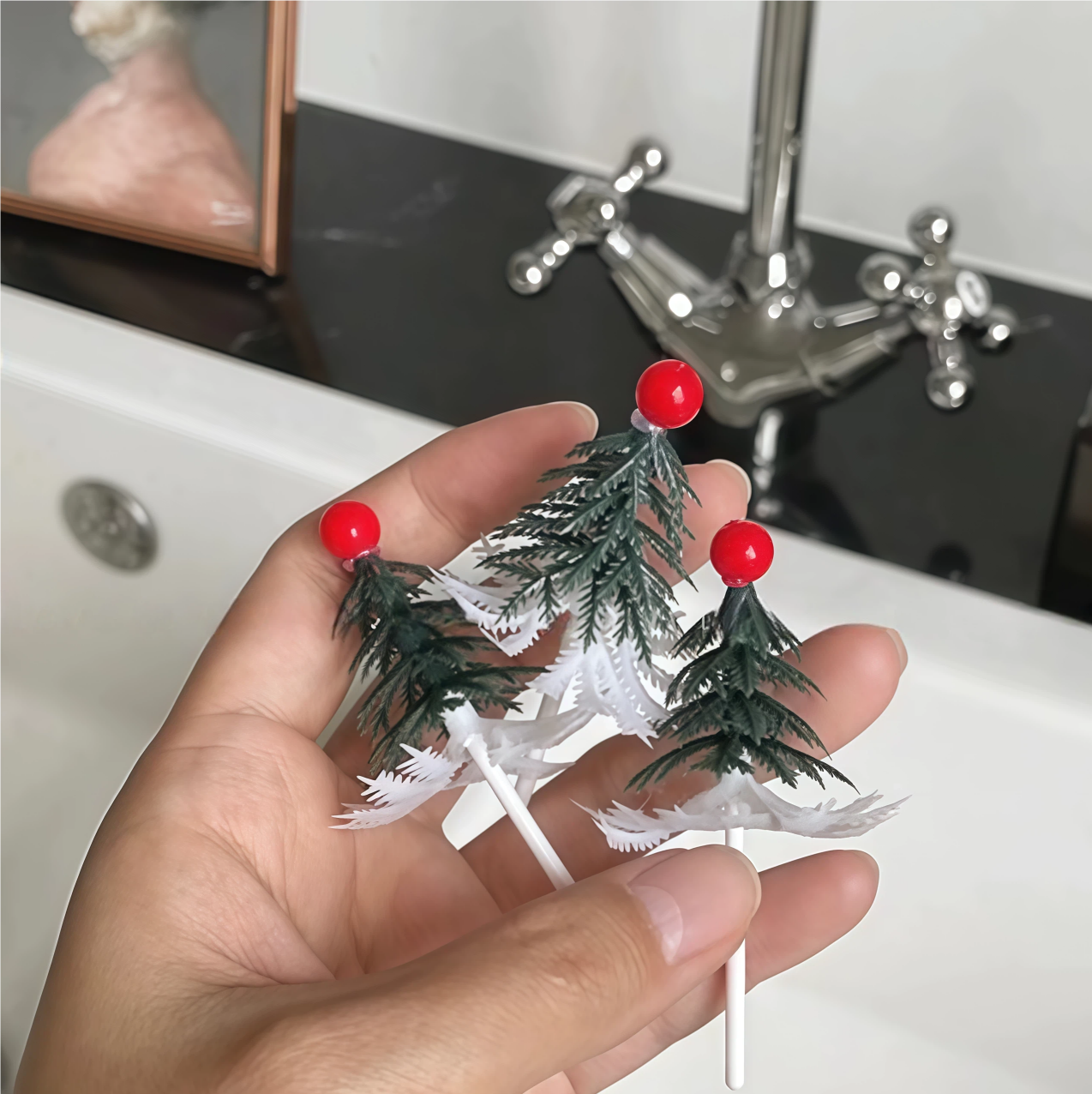 韩国ins圣诞节雪天圣诞树雪松蛋糕装饰插件红果小松树小雪人摆件
