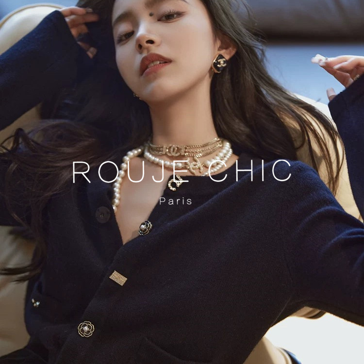ROUJE CHIC法式高级感别致纽扣针织开衫女秋冬轻奢设计感软糯毛衣