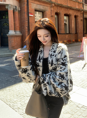 张林超LIN BOUTIQUE Oversais宽松落肩袖显瘦显腿长花色短外套女