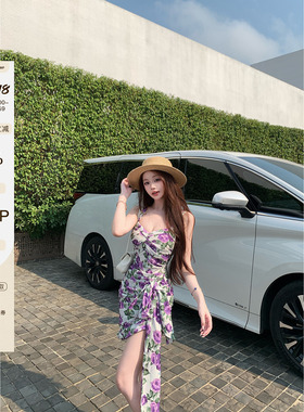 LIN BOUTIQUE 碎花修身型吊带裙收腰系带度假风连衣裙女春夏短裙