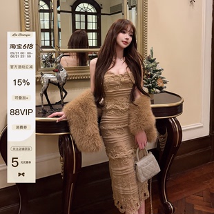 LIN BOUTIQUE 性感蕾丝刺绣拼接手工旋转扭结显瘦抹胸连衣裙女夏
