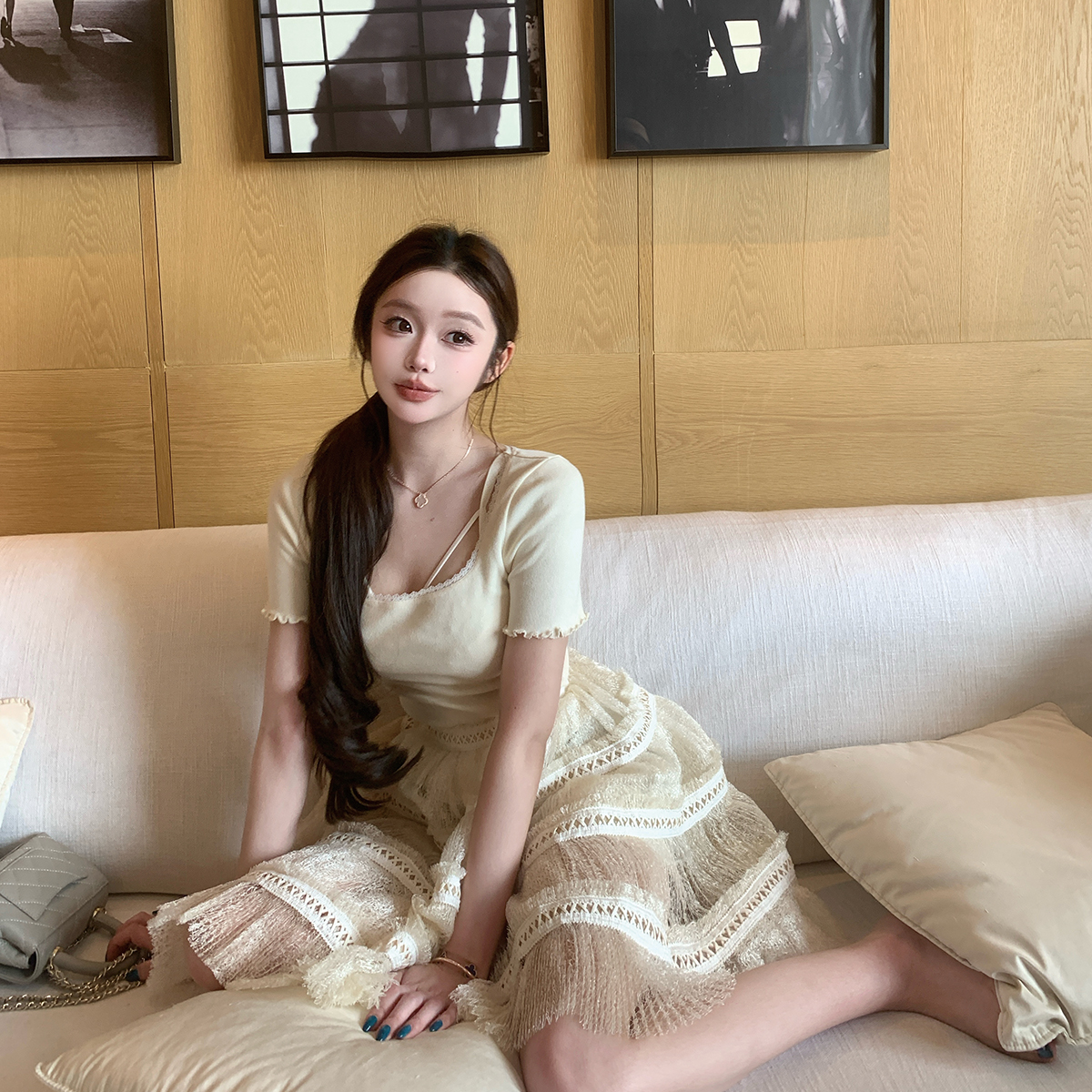 LIN BOUTIQUE 神仙小T 方领修身百搭T恤+蕾丝吊带+半身裙套装女,女装/女士精品,时尚套装,淘宝优惠券,粉丝福利购,淘宝优惠卷