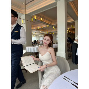 LIN BOUTIQUE Revoires 法式蕾丝吊带连衣裙女镂空绣花包臀鱼尾裙